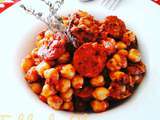 Pois chiches à l'espagnole 
Un plat qui accompagne à merveille le poisson
La recette est sur mon blog http://www.latabledeclara.fr
# pois
#chiches 
#chorizo 
#espagne