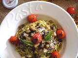 Spaghettis au pesto, aubergines et tomates cerises rôties