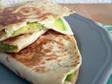 Quesadillas express avocat, mozzarella et coriandre