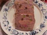 Terrine de faisan au foie gras-pistaches et noisettes