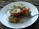 Salade de fonio, tomates, avocat et pesto