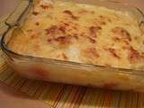 Gratin de pommes de terre, tomates et oeufs durs