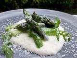 Asperges vertes grillees-neige de parmesan