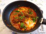 Tajine de boulettes et semoule aux fruits secs