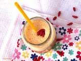 Smoothie à la banane et aux baies de goji