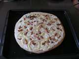 Pizza blanche aux lardons