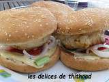 Burgers de dinde, sauce aux herbes