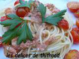 Spaguetti aux tomates cerises et aux herbes aromatiques