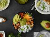 Burritos bowl au poulet, haricots rouges et avocat