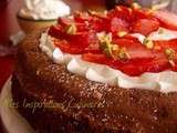 Gateau aux fraises, chantilly et chocolat