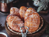 Queues de castor (beignets au sucre canadiens)