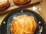 Galette des rois à l’amande grillée et à la poire