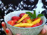 Salade de fraises et mangue au citron vert