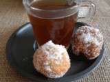 Castagnoles, petits beignets Italiens