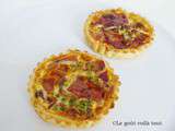 Quiche au jambon de Bayonne, pleurotes et petits pois