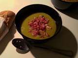 Soupe de pois cassés et lardons