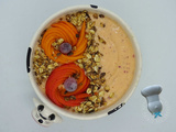 Smoothie bowl pêche abricot