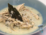 Soupe grecque au poulet, citron, riz et oeuf