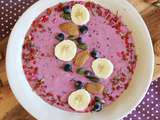 Smoothie bowl banane, cassis et pan masala