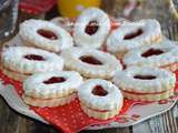 Sablés fondants à la confiture et sucre glace