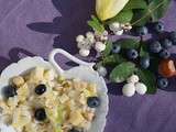 Salade d'endives aux myrtilles, morbier et noisettes