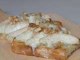 Tartine roquefort-poire