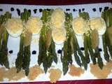 Asperges, oeufs mimosa tuiles au parmesan