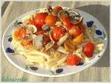 Macaroni aux coques et tomates cerises