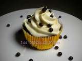 Cupcakes façon cheese-cakes, ganache chocolat blanc et Baileys pour Jacques