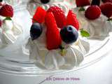 Mini-pavlovas aux fruits rouges, chantilly au Limoncello