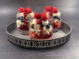 Verrine express de pavlova aux fruits rouges