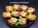 Toasts de pain d’épices au roquefort et fruit secs