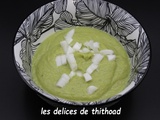 Velouté de brocolis et avocat