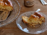 Gâteau aux poires, caramel et lait ribot