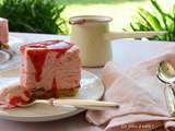 Gâteau nuage glacé aux fraises