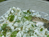 Salade de fenouil et feta, sauce au yaourt grec