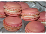 Macarons roses chocolat blanc vanille