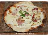 Pizza au Saint Nectaire