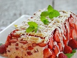 Terrine de fraises au yogourt et noix de coco