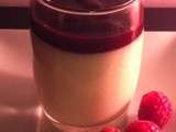 Panna Cotta au coulis de framboises