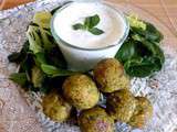 Falafels aux épinards et sauce crémeuse au fromage blanc