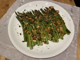 Asperges rôties aux amandes, aux câpres et à l'aneth de Yotam Ottolenghi