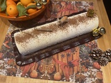 Bûche vanille, caramel et noix de pécan