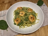 Linguine au pesto d'épinards et aux crevettes