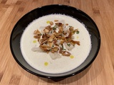 Soupe froide de concombre, chou-fleur et gingembre de Yotam Ottolenghi