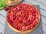 Tarte cerises sur lit de pistache