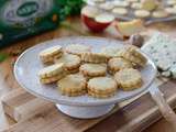 Sablés fourrés à la crème de roquefort