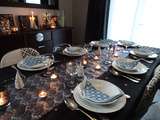 Table de fêtes noire, bleue et argent #déco # Noël