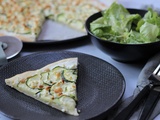 Pizza courgettes feta pignons de pin