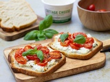 Tartines cottage cheese tomates roties